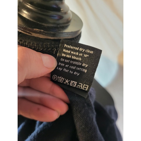 Jarbo Size 2 Black 100% Merino Wool Sweater - Picture 7 of 7